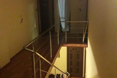Casă cu 5 camere cu Teren 500 Mp în Domnești - 12