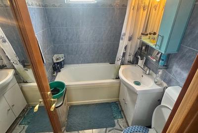 Apartament cu 3 camere decomandat în Dărmănești - 6