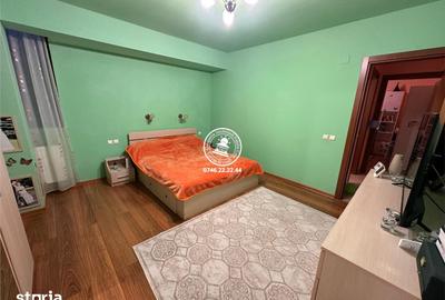 Apartament cu 3 camere decomandat în Bucium