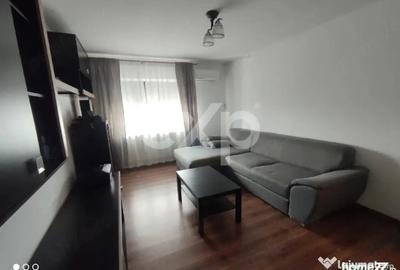 Apartament cu 3 camere decomandat în Găvana