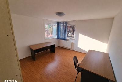 Casă cu 5 camere cu Teren 1000 Mp în Cristian - 14