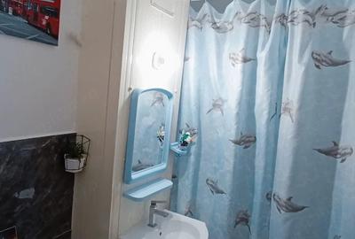 Apartament cu 2 camere nedecomandat în Piața
