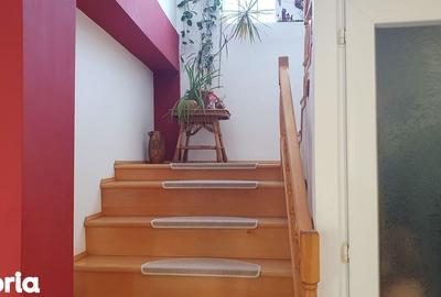 Casă cu 5 camere decomandat cu Canalizare în Theodor Pallady - 5