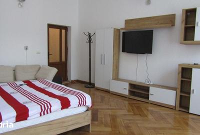 Apartament cu 2 camere decomandat în Exterior Vest - 1