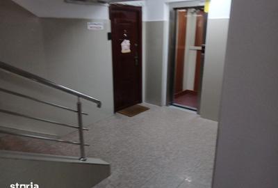 Apartament cu 3 camere decomandat în Titan - 1