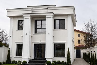 Spațiu comercial, de 160 mp, în Central