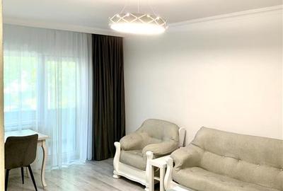 Apartament cu 3 camere decomandat în Decebal