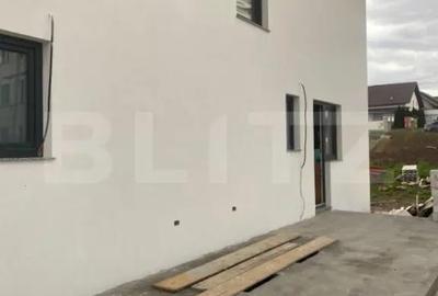Casă cu 4 camere cu Teren 250 Mp în Central