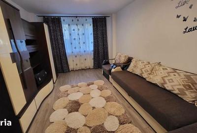 Apartament cu 3 camere decomandat în Central - 1