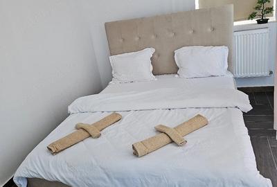 Apartament cu 3 camere semidecomandat în Nord