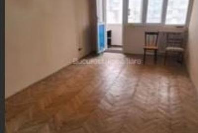 Apartament cu 2 camere semidecomandat în Iancului