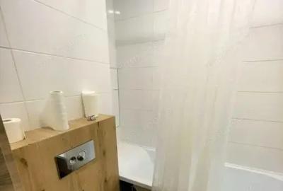 Apartament cu 2 camere decomandat în Lipovei