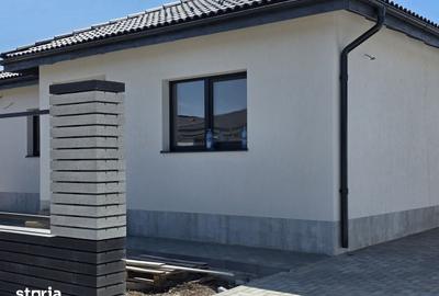 Casă cu 4 camere decomandat cu Teren 500 Mp în Tărlungeni - 2