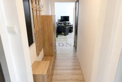 Apartament cu 3 camere semidecomandat, mobilat în Hipodrom 1