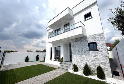Casă cu 5 camere cu Teren 301 Mp în Cârcea - 4
