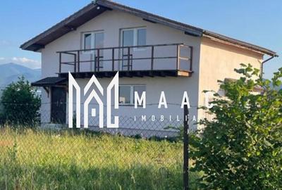 Casă cu 4 camere cu Teren 700 Mp în Central