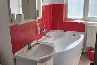 Apartament cu 2 camere decomandat în Central - 1