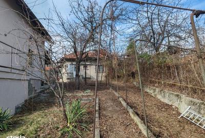 Casă cu 2 camere în Cornu