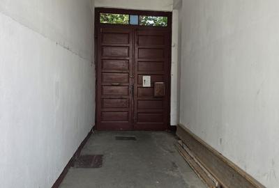 Casă cu 3 camere cu Teren 141 Mp în Central