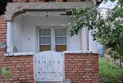 Casă cu 3 camere în Mătăsaru