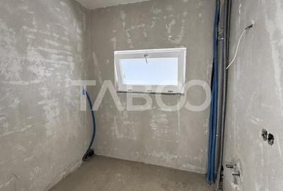 Casă cu 4 camere cu Teren 120 Mp în Vest