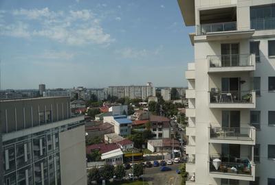 Apartament cu 3 camere semidecomandat în Domenii