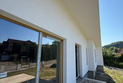 Casă cu 3 camere cu Teren 400 Mp în Corunca - 3