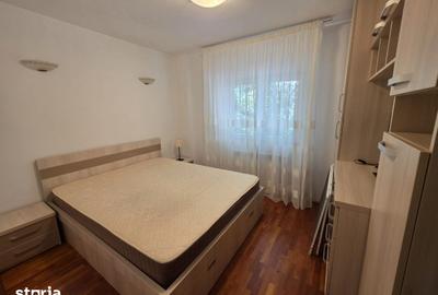Apartament cu 4 camere decomandat în Colentina