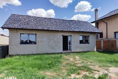 Casă cu 3 camere cu Teren 300 Mp în Sânmartin - 4