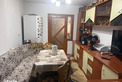Apartament cu 4 camere în Calea București