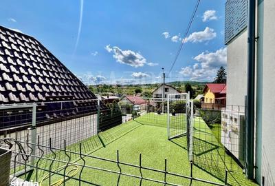 Casă cu 5 camere cu Canalizare în Iris