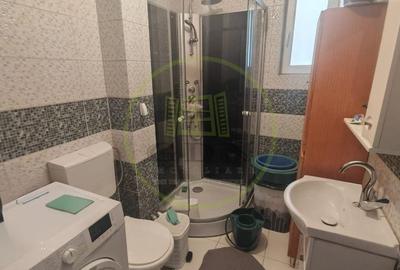 Apartament cu 3 camere decomandat în Craiovița Nouă - 2