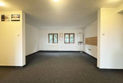 Apartament cu 4 camere decomandat în Zorilor