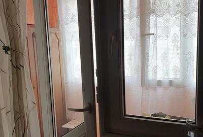 Apartament cu 2 camere decomandat în Vărsătura - 6