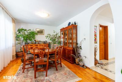 Casă cu 6 camere cu Teren 1200 Mp în Chiajna