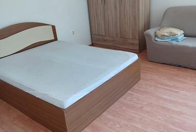 Casă cu 5 camere cu Teren 70 Mp în Central