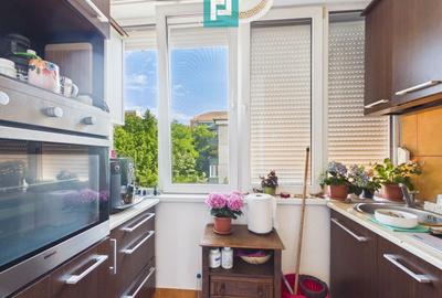 Apartament cu 3 camere decomandat în Decebal - 13