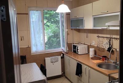 Apartament cu 2 camere semidecomandat în Democrației