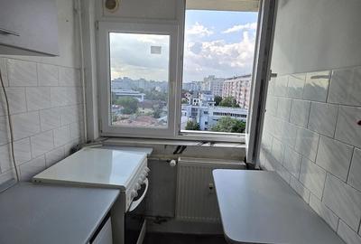 Garsonieră decomandată în Moșilor