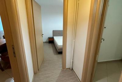 Apartament cu 3 camere decomandat în Parcul Carol