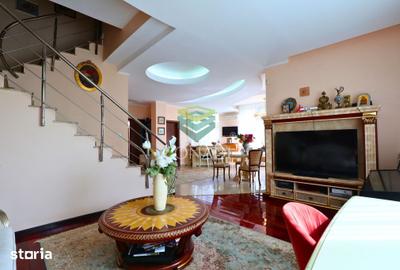 Casă cu 5 camere cu Teren 298 Mp în Central