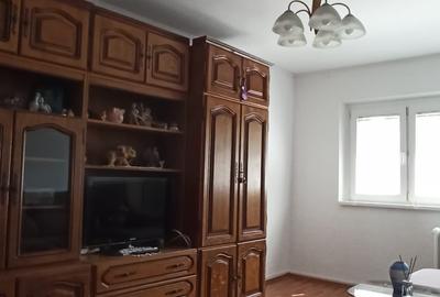 Apartament cu 2 camere decomandat în Militari
