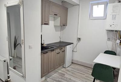 Apartament cu 2 camere decomandat în Curteni - 3