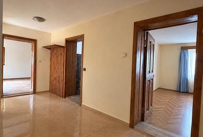Casă cu 2 camere cu Teren 421 Mp în Grădiște