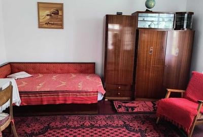 Casă cu 3 camere în Central - 8
