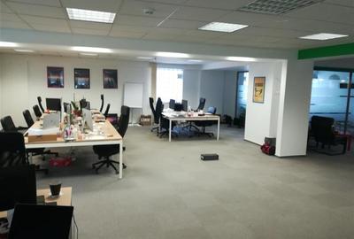 Birou, de 350 mp, în Polonă - 3