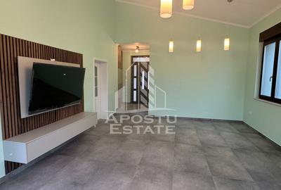Casă individuală cu 4 camere cu Canalizare în Ghiroda