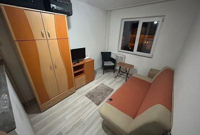 Garsonieră semidecomandată în Războieni