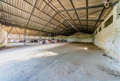 Spațiu industrial, de 400 mp, în Central - 26