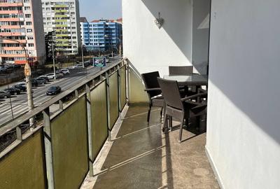 Apartament cu 3 camere decomandat în Exterior Vest - 1